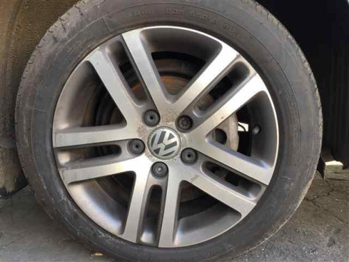  VOLKSWAGEN TOURAN (1T2) 