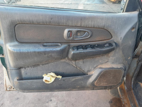  MITSUBISHI L200 (K70) 