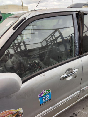 LUNA DELANTERA IZQUIERDA