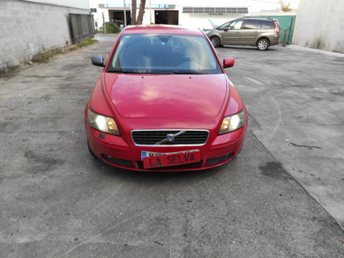 VOLVO S40 BERLINA — автомобиль-донор на запчасти 
