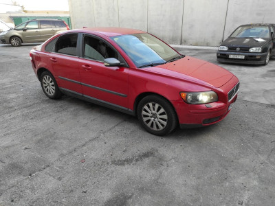 VOLVO S40 BERLINA