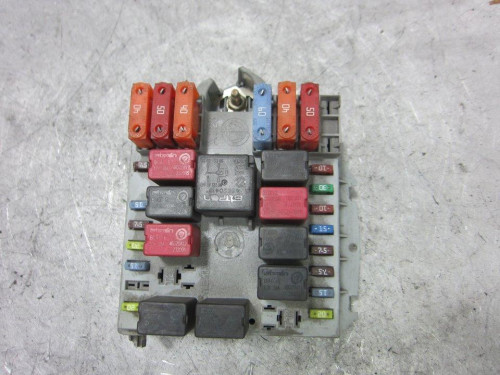  CAJA RELES / FUSIBLES ALFA ROMEO 147 (190) 