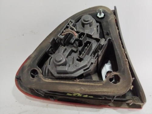 PILOTO TRASERO DERECHO Seat LEON (1M1) 