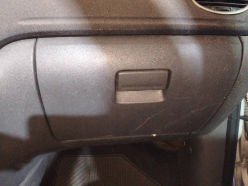 GUANTERA Ford FOCUS SPORTBREAK (CAP) 