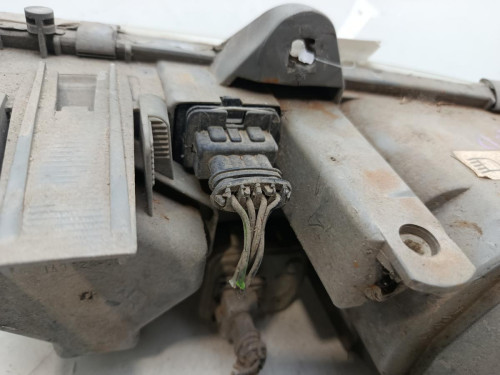 FARO DERECHO Alfa Romeo 145 