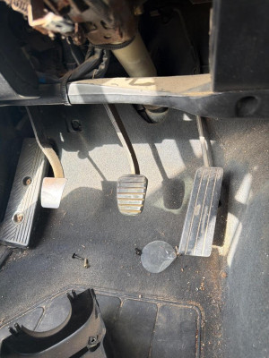 PEDAL ACELERADOR