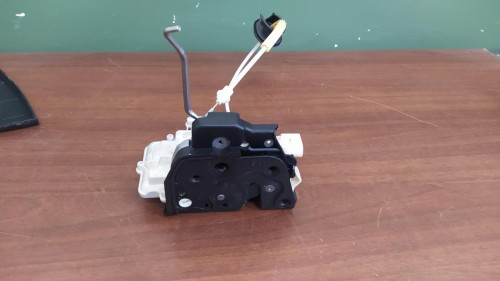 CERRADURA PUERTA TRASERA DERECHA Seat EXEO BERLINA (3R2) 