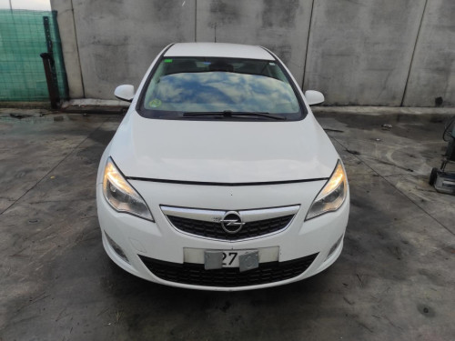 OPEL ASTRA J BERLINA 5P — Donor Vehicle for Used Parts 