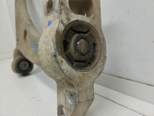 BRAZO SUSPENSION INFERIOR DELANTERO DERECHO Volkswagen PASSAT BERLINA (3C2) 