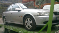 OPEL VECTRA B BERLINA