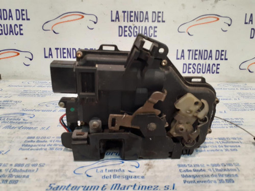  CERRADURA PUERTA DELANTERA DERECHA 