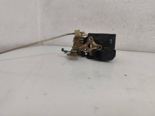  CERRADURA PUERTA DELANTERA DERECHA DAEWOO LANOS 