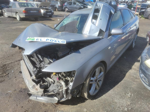  AUDI A6 BERLINA (4F2) 