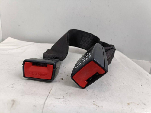 ENGANCHE CINTURON TRASERO DERECHO BMW SERIE 1 BERLINA (E81/E87) 
