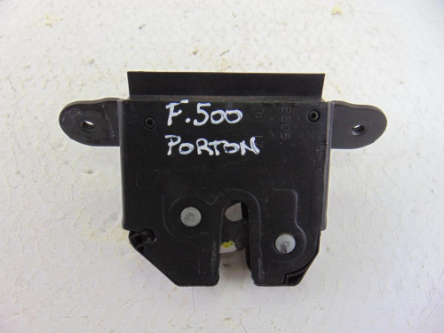 CERRADURA MALETERO / PORTON Fiat 500X (334) б/у 