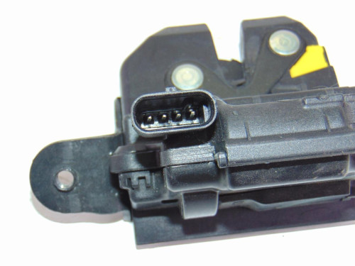 CERRADURA MALETERO / PORTON Fiat 500X (334) б/у 