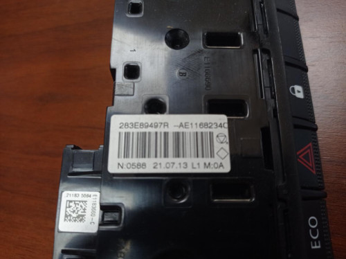 WARNING Renault Clio II Fase II (B/CB0)(2001->) Renault Clio II Fase II (B/CB0)(2001->) 