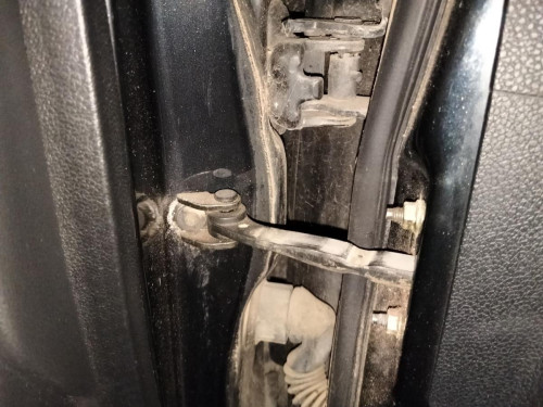 RETENEDOR PUERTA FORD FIESTA (CBK) 