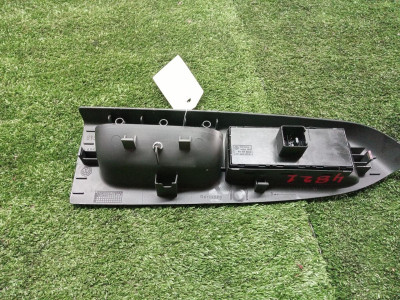 MANDO ELEVALUNAS DELANTERO IZQUIERDO, VOLKSWAGEN, TOURAN (1T2)