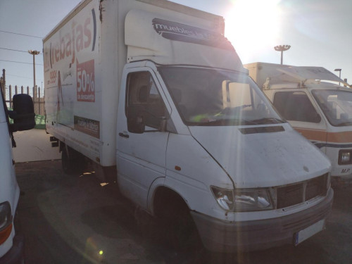  MERCEDES-BENZ SPRINTER FURGÓN (901-904) 