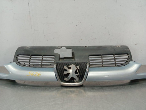  REJILLA DELANTERA PEUGEOT 206 