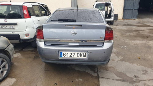 OPEL VECTRA C BERLINA — vehículo donante para recambios 