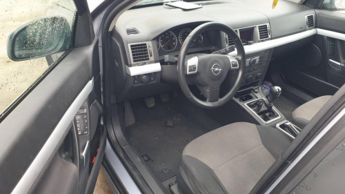 OPEL VECTRA C BERLINA — vehículo donante para recambios 