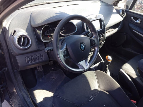 RENAULT CLIO IV — vehículo donante para recambios 