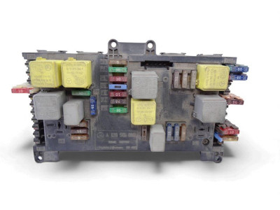 CAJA RELES / FUSIBLES, MERCEDES-BENZ, VIANO (639)