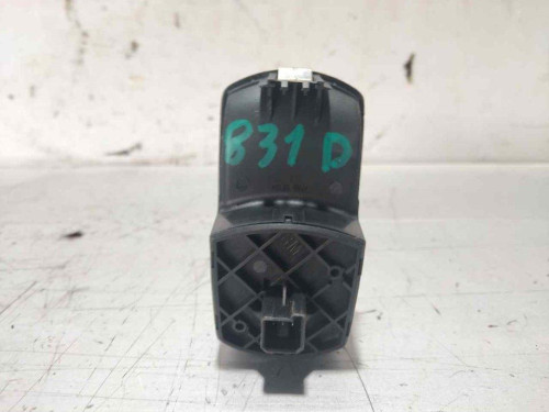MANDO ELEVALUNAS DELANTERO DERECHO Opel CORSA E 
