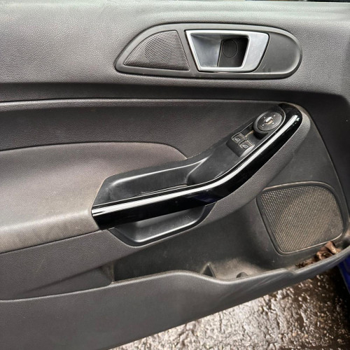  FORD FIESTA (CNN) 