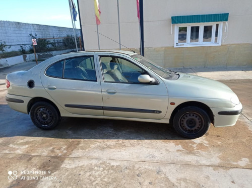 Renault Megane I Fase 2 Berlina (BA0)(1999->) SIN IDENTIFICAR 