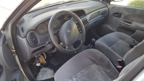 Renault Megane I Classic (LA0)(1996->) — vehículo donante para recambios 