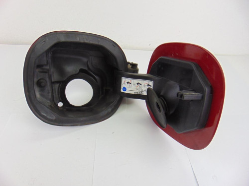 TAPA EXTERIOR COMBUSTIBLE Fiat 500X (334) 