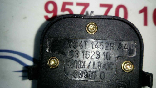  MANDO ELEVALUNAS DELANTERO IZQUIERDO Ford FOCUS BERLINA (CAK) 