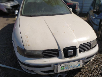 SEAT LEON (1M1)