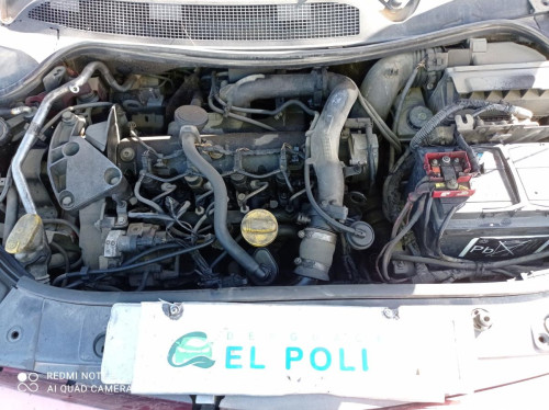  RENAULT MEGANE II BERLINA 5P 