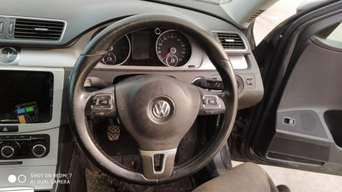  VOLKSWAGEN PASSAT BERLINA (362) 