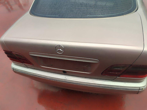  MERCEDES-BENZ CLASE E (BM 210) FAMILIAR 