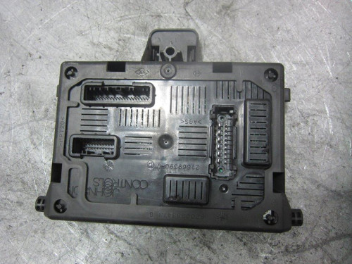  CAJA RELES / FUSIBLES, , 