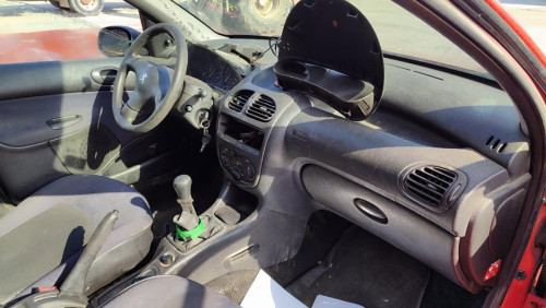 PEUGEOT 206 — автомобиль-донор на запчасти 