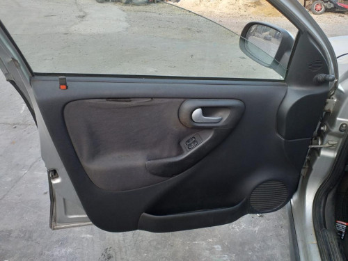  OPEL CORSA C 