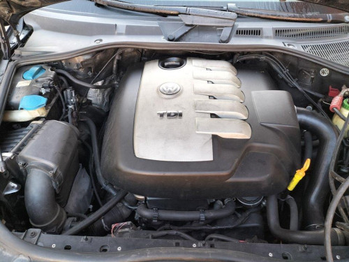  VOLKSWAGEN TOUAREG (7L6) 