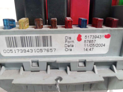 CAJA RELES / FUSIBLES, LANCIA, MUSA (184)