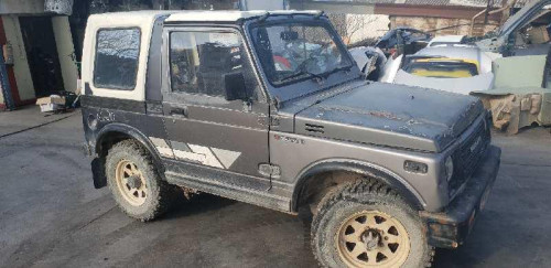  SUZUKI SAMURAI (SJ413) 