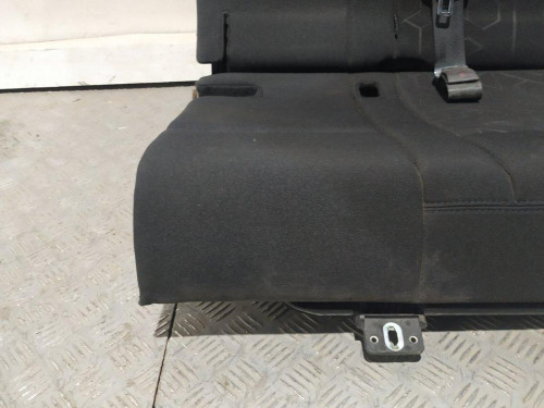  ASIENTOS TRASEROS PEUGEOT 2008 