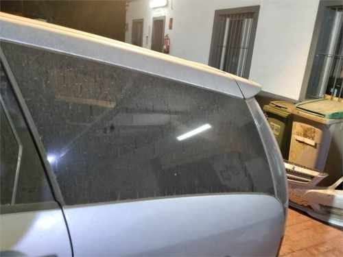 LUNA CUSTODIA TRASERA IZQUIERDA Mitsubishi GRANDIS (NA0W) 