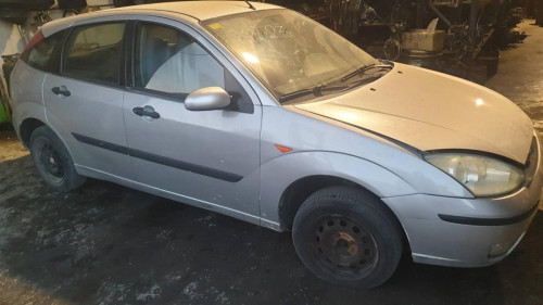  FORD FOCUS BERLINA (CAK) 