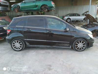 MERCEDES-BENZ CLASE B (BM 245)
