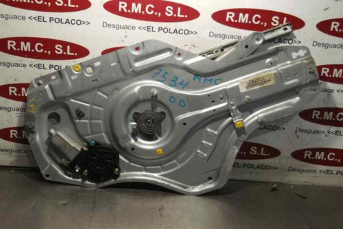  ELEVALUNAS DELANTERO DERECHO HYUNDAI ELANTRA 
